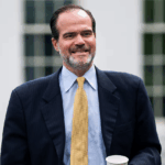 Representante de Trump critica Brasil por “crime, corrupção e câmbio”