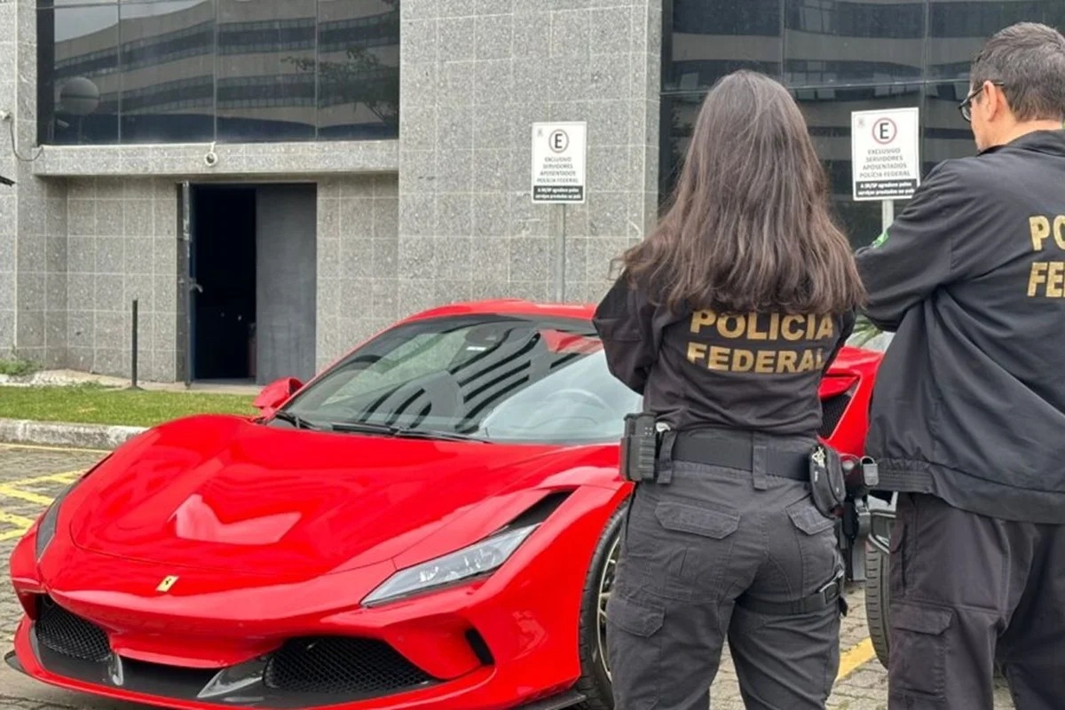 Farra do INSS: Jovens investigados pela PF ostentam R$ 28 milhões em veículos