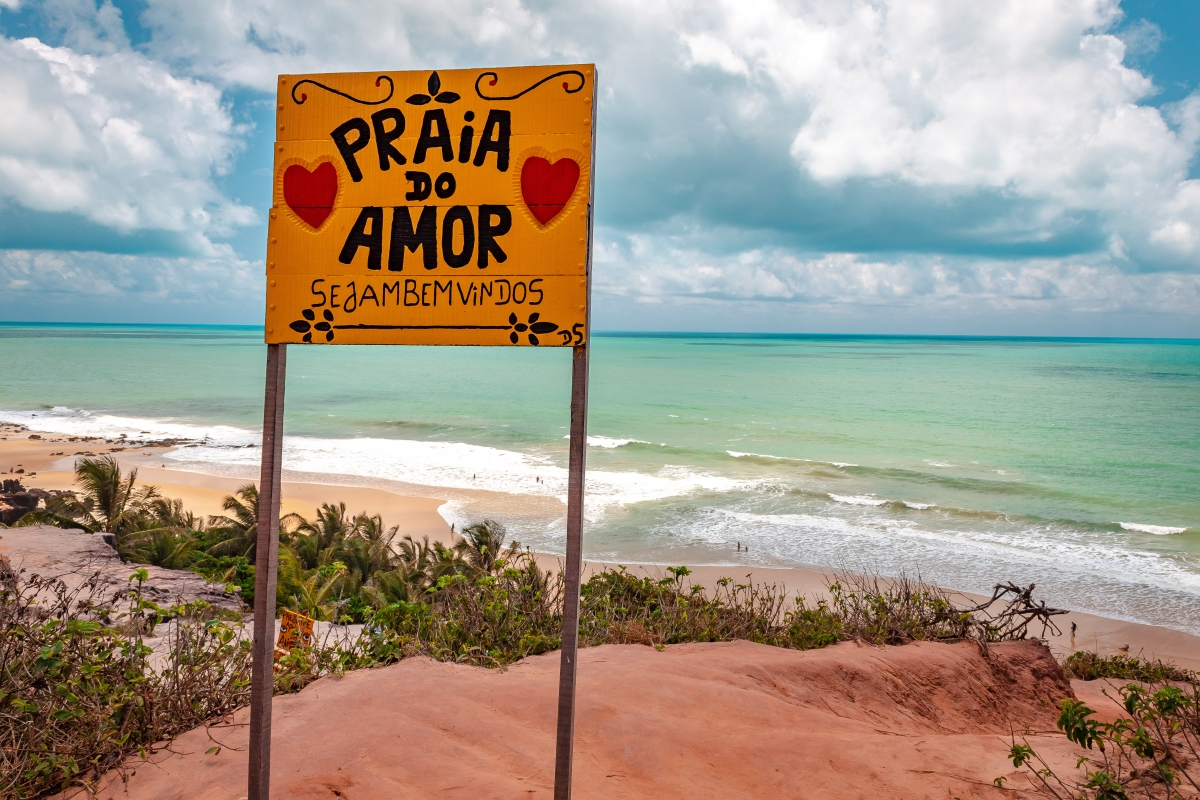 Homem morre afogado na Praia do Amor, em Pipa, após três horas de buscas