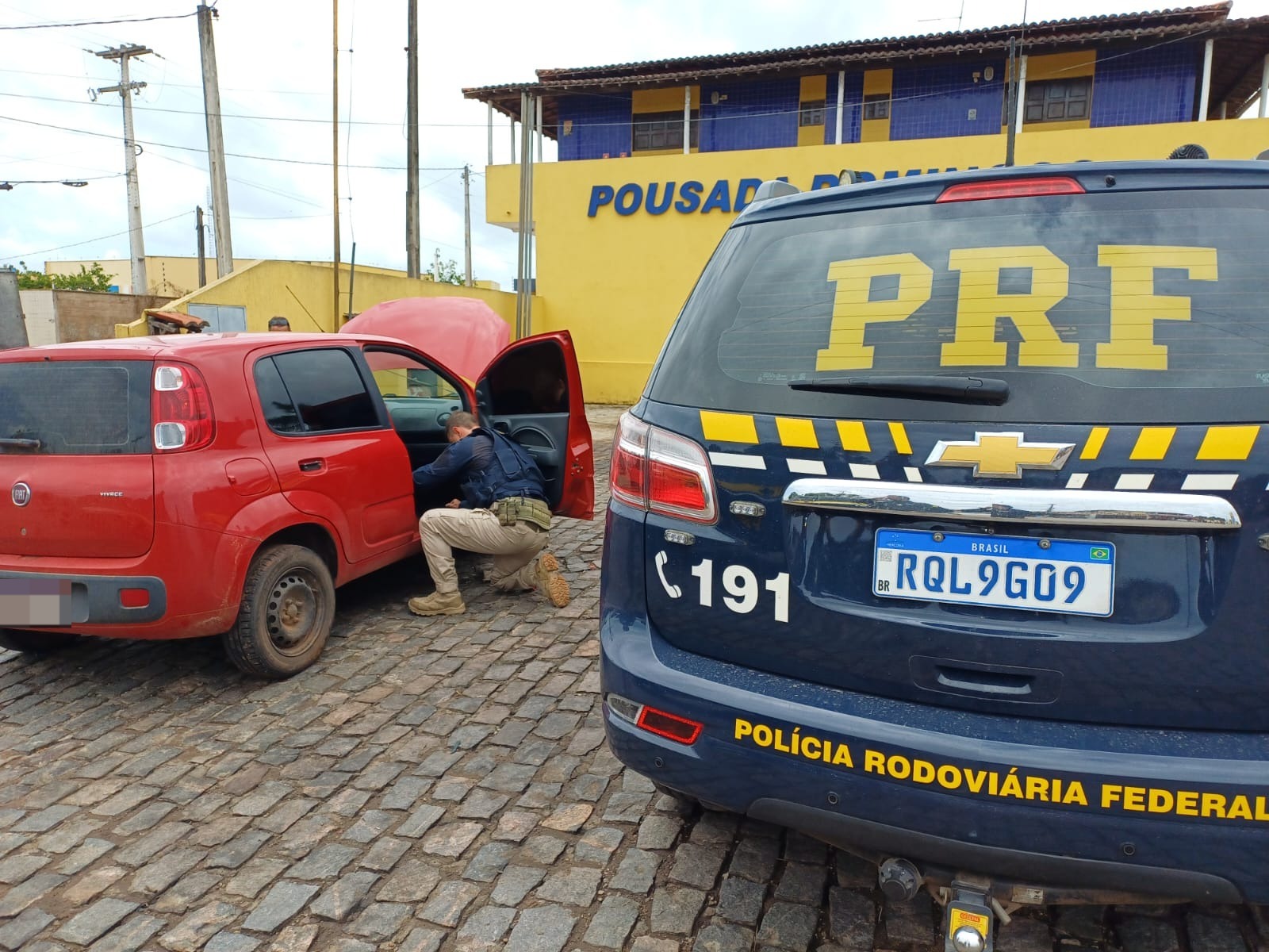 PRF recupera três veículos adulterados ou roubados e prende dois homens em menos de seis horas no RN