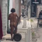 Cena inusitada: mulher é flagrada nua em avenida movimentada de Natal e caso pode virar crime