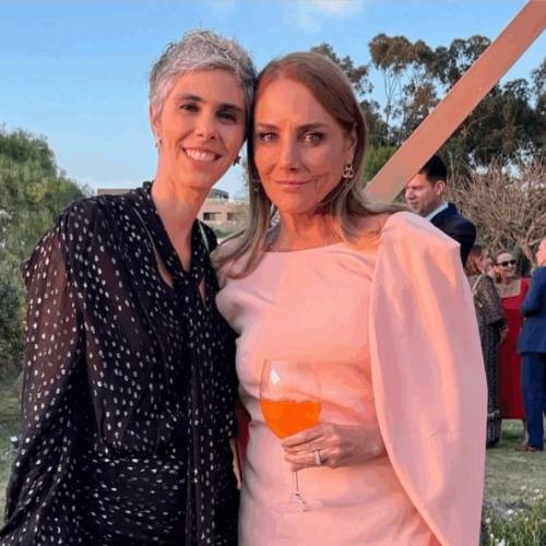 Heloísa Périssé engata namoro com diretora Leticia Prisco após parceria em série do Multishow