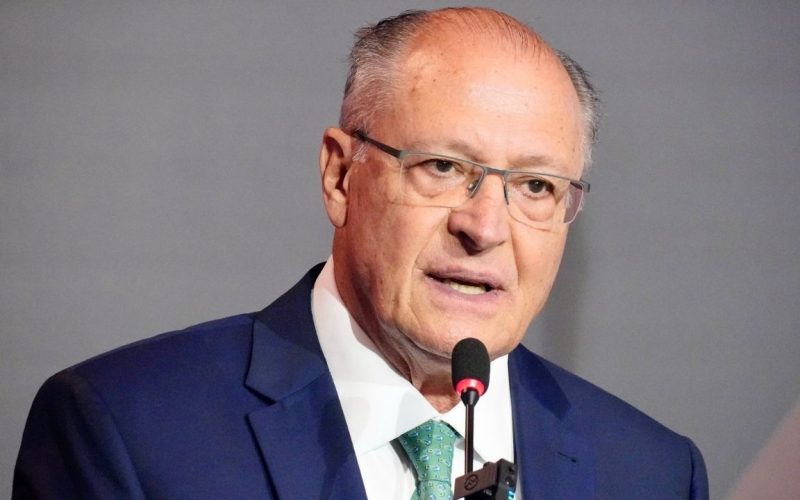 Alckmin atribui queda na popularidade de Lula à inflação e defende melhora na comunicação do governo
