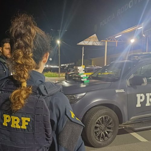 PRF apreende quase 18kg de cocaína escondida em carro na BR-304, em Macaíba
