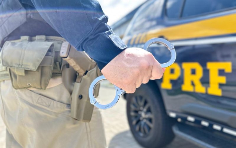 PRF prende homem por importunação sexual em ônibus interestadual na BR-304, em Mossoró/RN