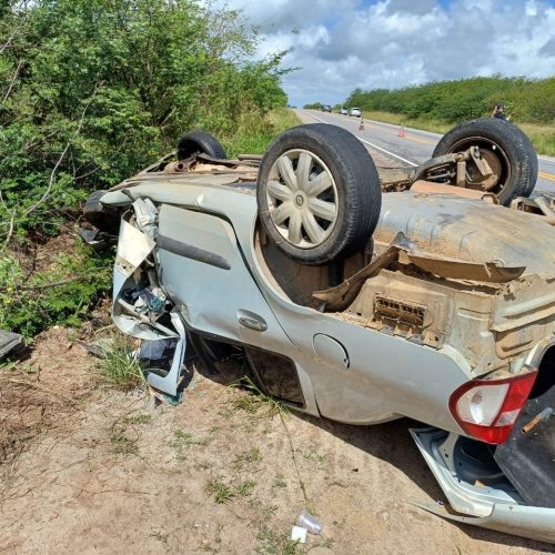 TRAGÉDIA NA BR-226: COLISÃO FRONTAL DEIXA TRÊS MORTOS DE UMA MESMA FAMÍLIA EM SERRA CAIADA/RN