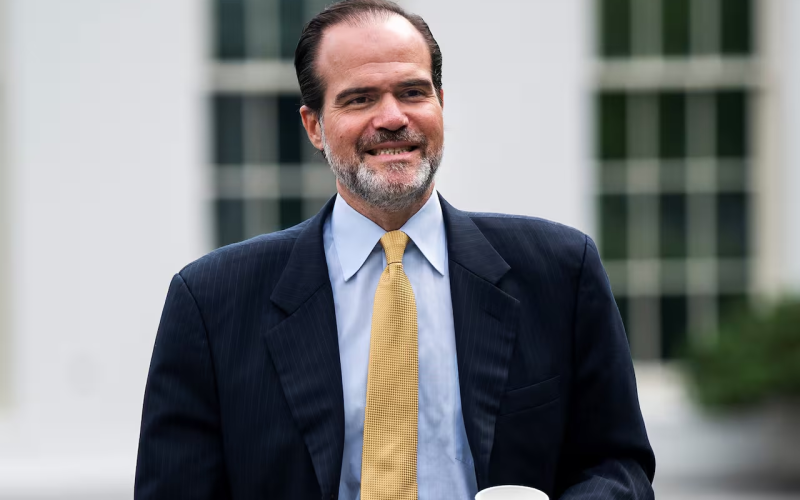 Representante de Trump critica Brasil por “crime, corrupção e câmbio”