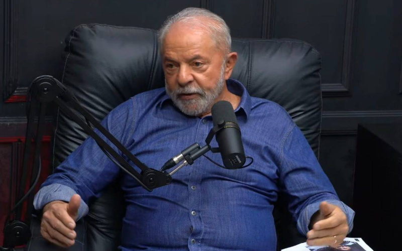 Lula diz que falta compromisso dos deputados com trabalhadores