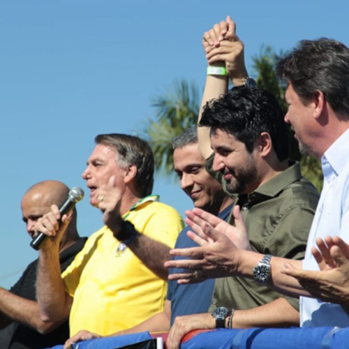 Bolsonaro diz a apoiadores que continuem “lutando” caso ele seja preso: “Juntos mudaremos o destino do Brasil”