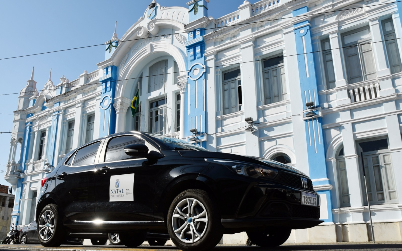 Prefeitura de Natal substitui carros alugados por corridas de aplicativo para servidores