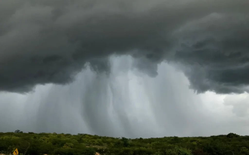 Alerta de chuvas intensas atinge todo o RN e acende sinal de perigo em várias regiões