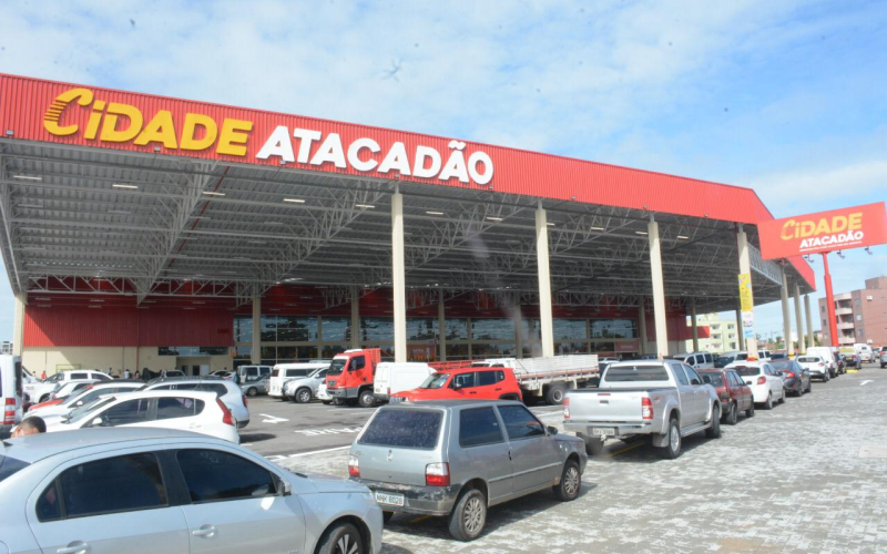 Disputa acirrada: Grupo Nordestão entra na briga e pode barrar chegada do Grupo Mateus ao RN