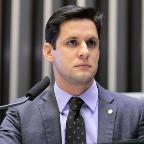 Ex-deputado Rafael Motta segue intubado na UTI após nova cirurgia