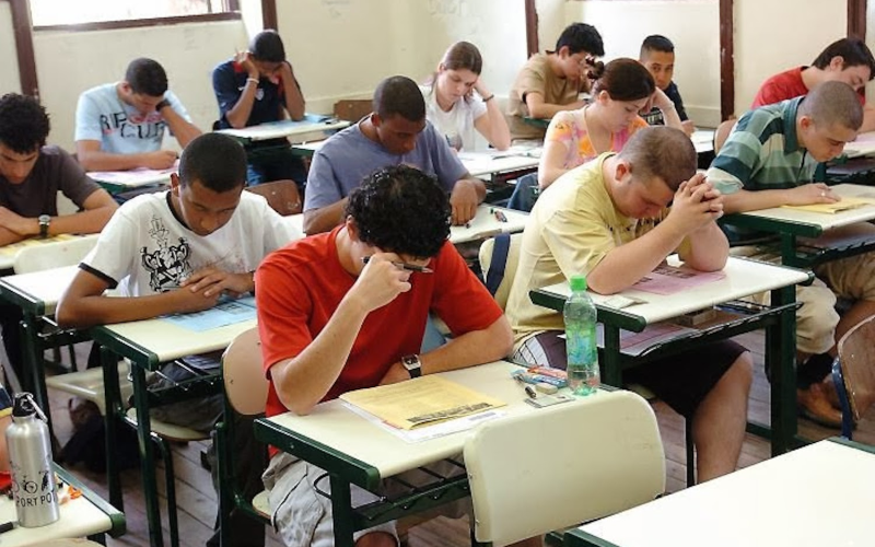 Termina nesta sexta-feira o prazo para pagamento da inscrição do Enem 2025