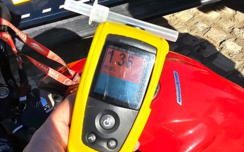 Motociclista é preso por embriaguez ao volante após denúncia na BR-304, em Mossoró