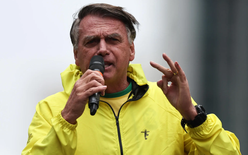 Bolsonaro testa força na Avenida Paulista em ato contra STF e por apoio político