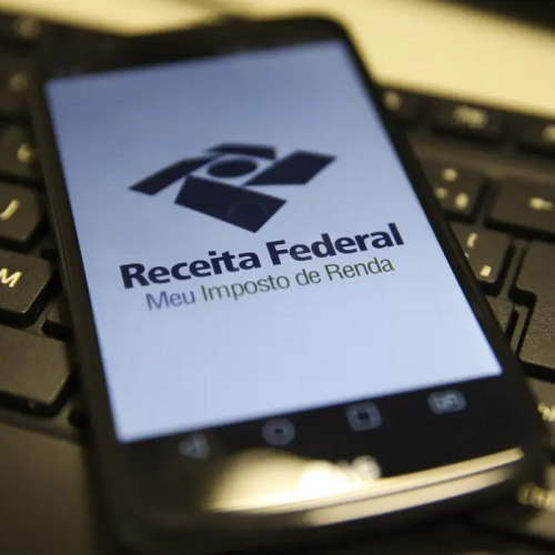 Receita Federal paga hoje segundo lote de restituição do IR 2025; R$ 11 bilhões serão depositados