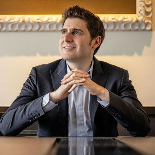 Os 10 Brasileiros mais ricos: Eduardo Saverin segue no topo com fortuna aproximada a R$ 227 bilhões