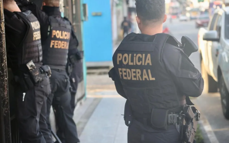 PF desmantela grupo que cobrava até R$ 250 mil por assassinato de ministros do STF