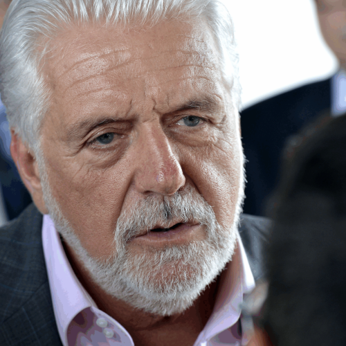 Governo descarta conversa entre Lula e Trump antes de tarifa de 50% entrar em vigor