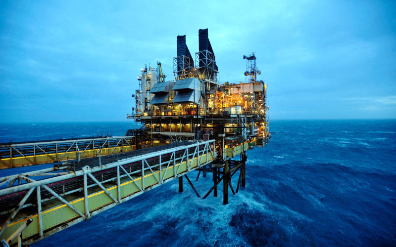 BP faz maior descoberta de petróleo em 25 anos na costa do Brasil