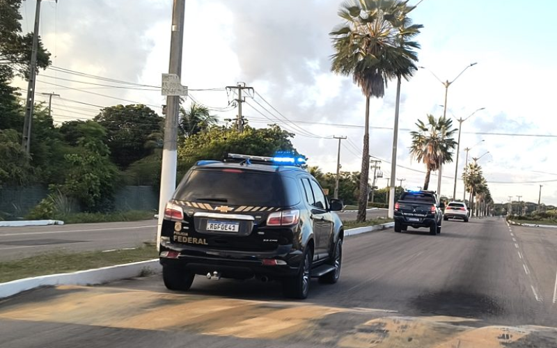 PF prende na BR-101 foragido da Justiça condenado a mais de 10 anos de prisão