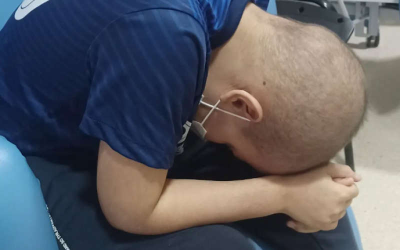 Campanha mobiliza redes sociais em busca de doador de medula para menino potiguar com leucemia