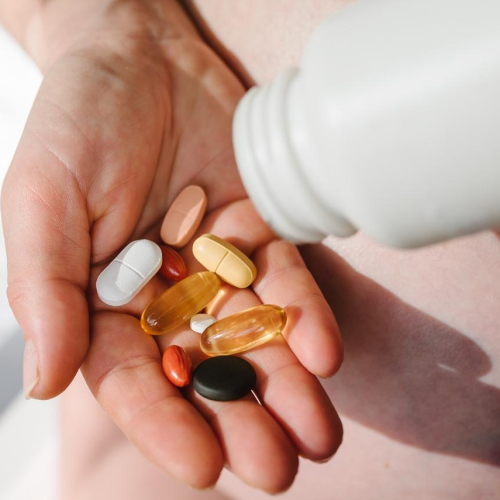 Anvisa proíbe 32 suplementos da Ervas Brasillis e determina apreensão de todos os lotes