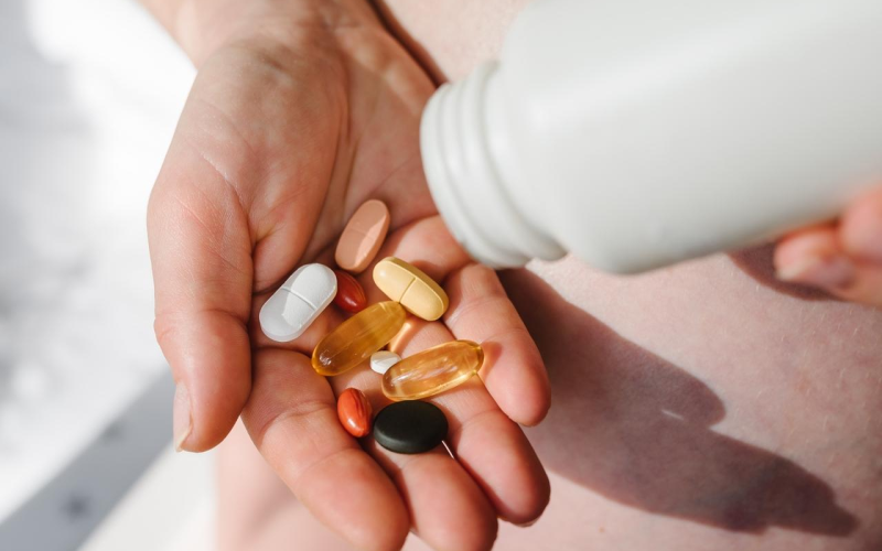 Anvisa proíbe 32 suplementos da Ervas Brasillis e determina apreensão de todos os lotes