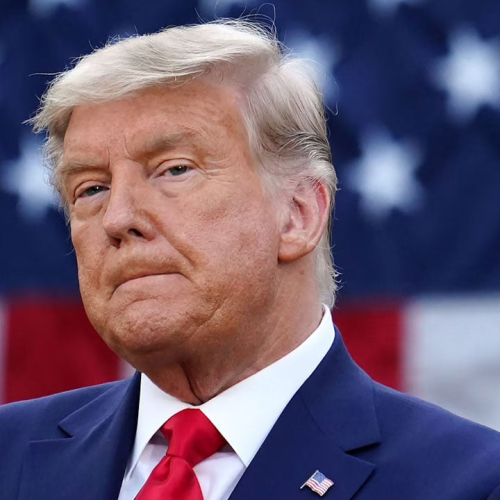 Trump não descarta ataques contra a Venezuela e volta a atacar Nicolás Maduro