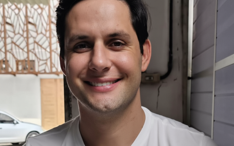 Rafael Motta recebe alta hospitalar após acidente de kitesurf