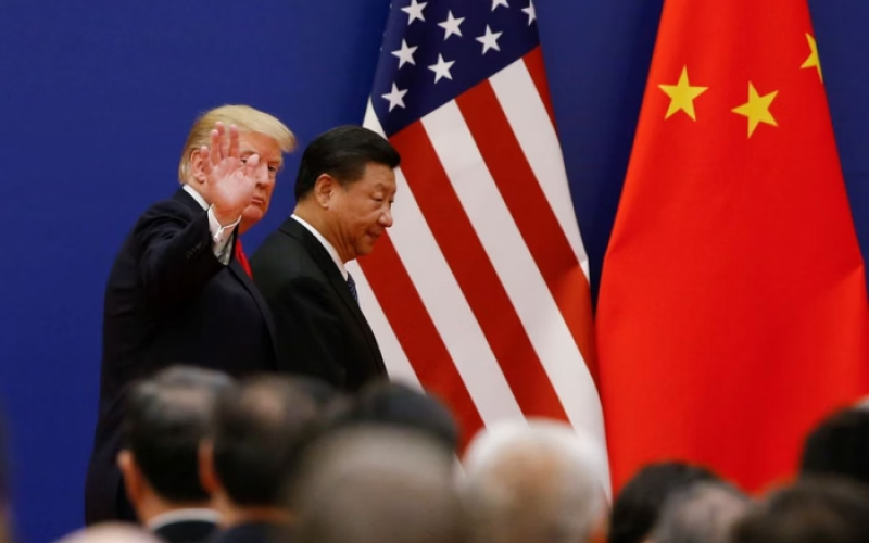 Trump eleva tarifas contra a China para 104% e intensifica tensão comercial; entenda o impacto global
