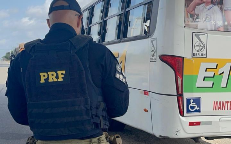 PRF atende ocorrência por suposto ato libidinoso em ônibus interestadual em Macaíba/RN