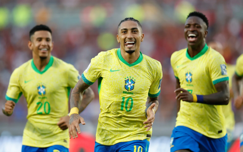 Brasil x Paraguai: Ancelotti muda ataque e aposta em Raphinha e Matheus Cunha