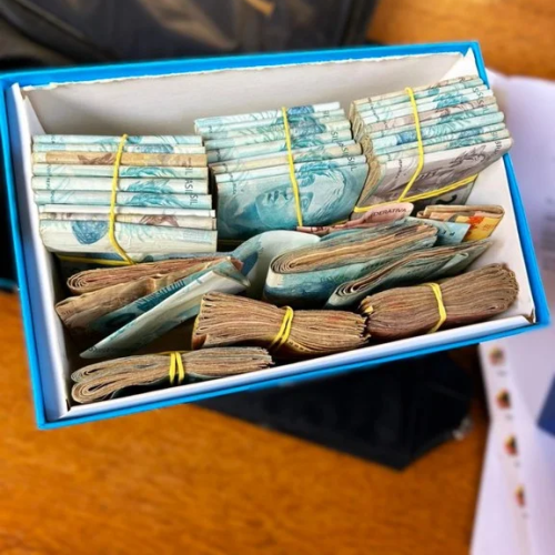 Operação da PF contra fraudes na saúde apreende R$ 219 mil em dinheiro e mira contratos no RN; prefeito de Mossoró tem equipamentos recolhidos