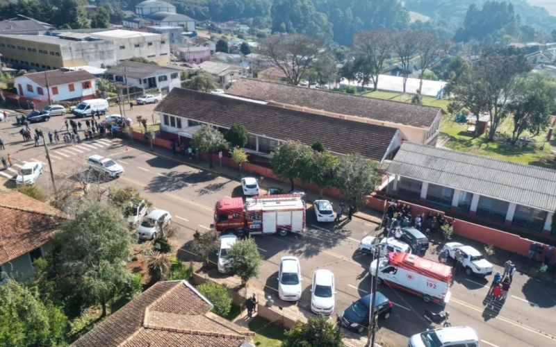 Atualização do ataque em escola no RS: criança morre, outras ficam feridas e adolescente é apreendido