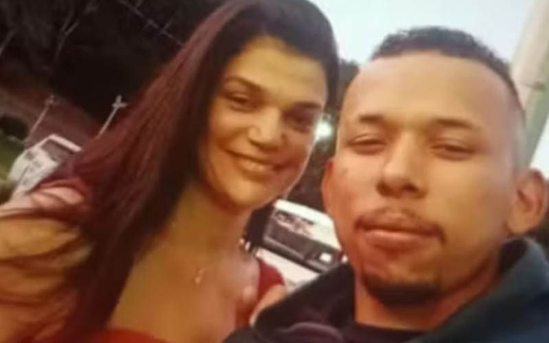 Casal morre após carro despencar de penhasco durante relação sexual; polícia investiga acidente