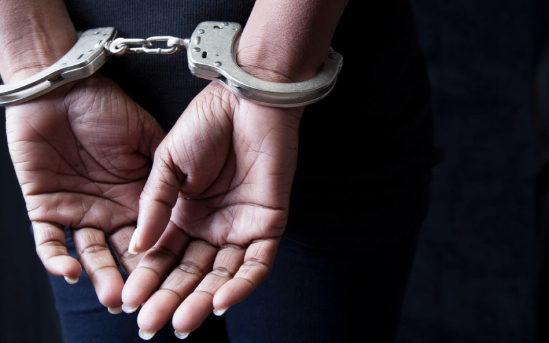 Homem é esfaqueado por mulher casada com quem mantinha caso amoroso na Zona Norte de Natal
