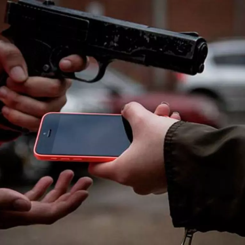Celular na mira: RN recupera menos de 10% dos aparelhos roubados