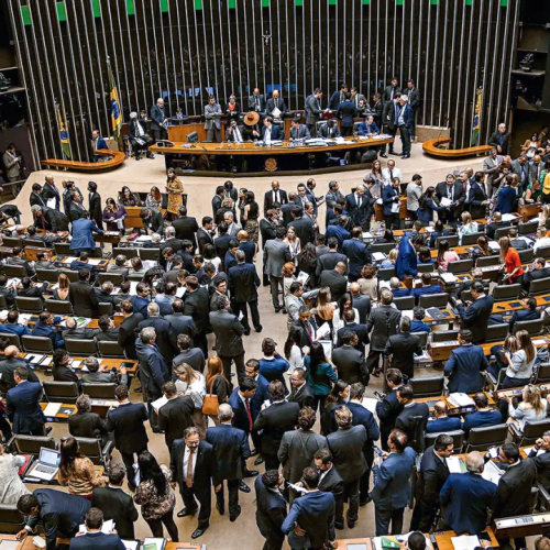 Câmara aprova aumento de pena para furto e roubo de cabos e equipamentos de energia e telecomunicações