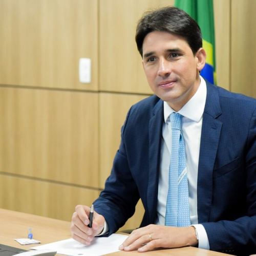 Ministro assina ordem de serviço para dragagem do Porto de Natal e lança pacote de obras no RN