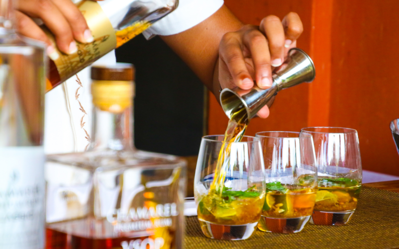 Inquérito revela o caminho de bebidas com suspeita de contaminação por álcool de posto