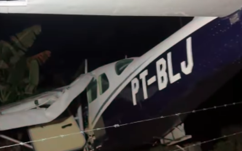Avião de pequeno porte faz pouso forçado em fazenda de Macaíba