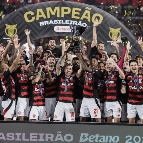 Flamengo levanta o nono Brasileirão e se firma como segundo maior campeão da história