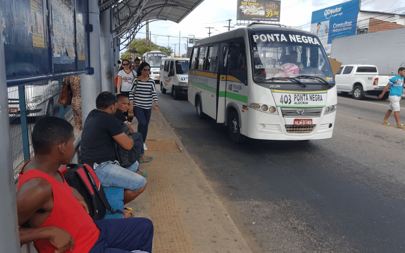 STTU corta 95 permissões do transporte opcional em Natal após descumprimento de regras