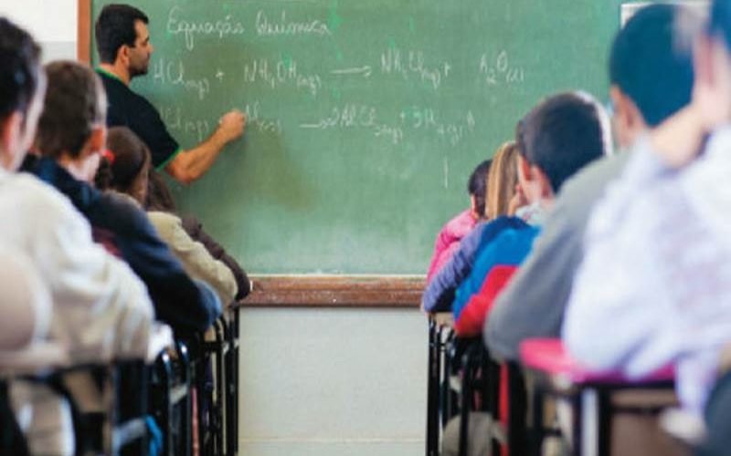 GOVERNO DO RN SANCIONA LEI QUE CRIA PLANO DE CARREIRA DOS SERVIDORES ADMINISTRATIVOS DA EDUCAÇÃO