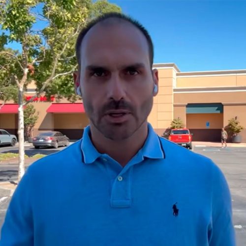 Eduardo Bolsonaro aciona a polícia nos EUA após se sentir ameaçado no Texas