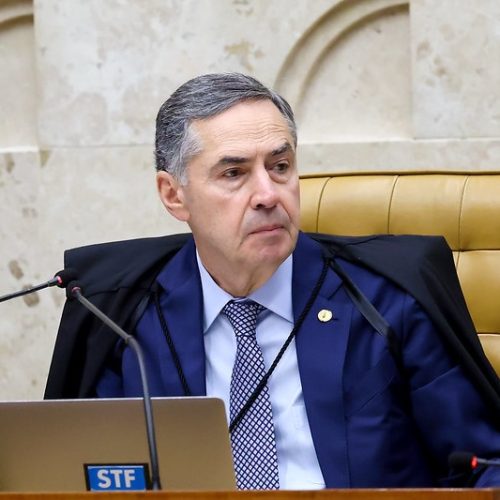 STF retoma julgamento sobre aborto com dois votos favoráveis; caso é suspenso após pedido de destaque