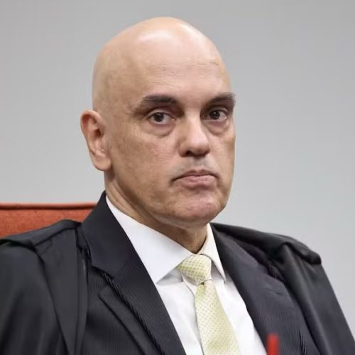 Moraes dá 24 horas para PGR se manifestar sobre operação no Rio