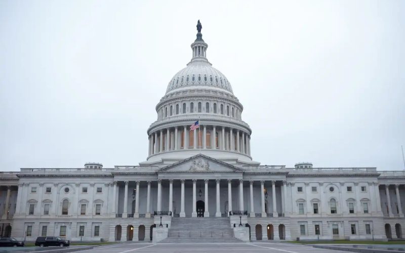 Senado dos EUA aprova fim das tarifas contra o Brasil, mas medida ainda depende da Câmara e de Trump